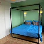 Chateau De La Biste Bed & Breakfast 3*