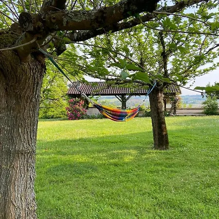 Alojamento de Acomodação e Pequeno-almoço Chateau De La Biste 3*