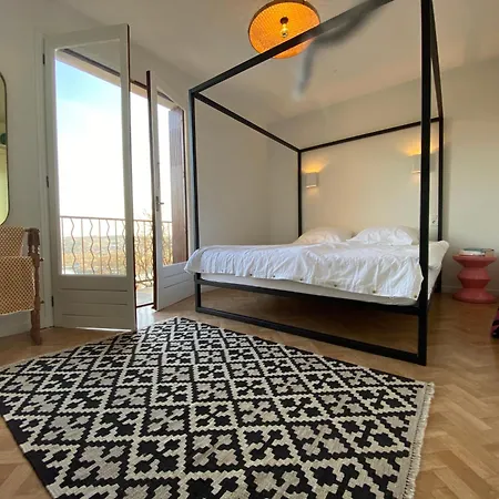 Chateau De La Biste Tourdun