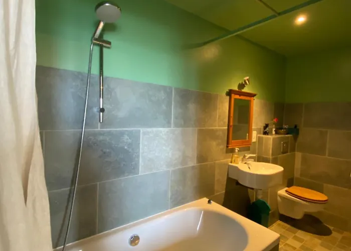 Chateau De La Biste Tourdun