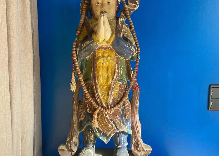 Chateau De La Biste Bed & Breakfast