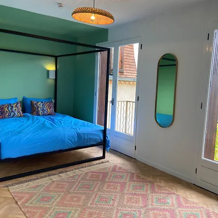 Chateau De La Biste 3*