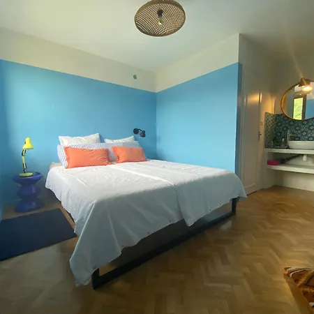 ベッド・アンド・ブレックファスト Chateau De La Biste 3*