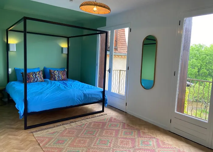 Chateau De La Biste 3*